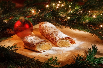 Kerst amandelstaaf